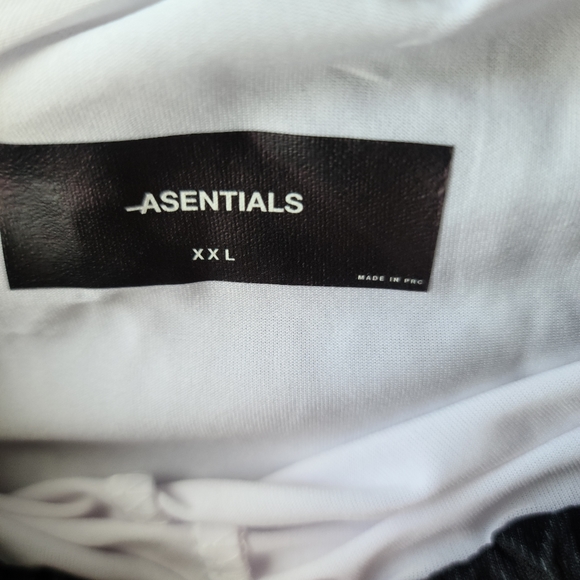 ASENTIALS - Picture 2 of 7